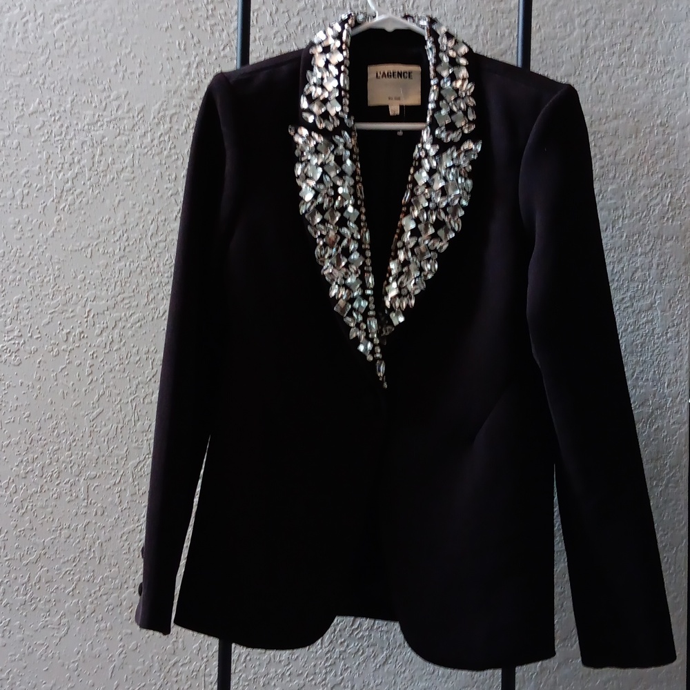 L'AGENCE new!CRYSTAL EMBELLISHED CHAMBERLAIN BLAZER..SIZE 6